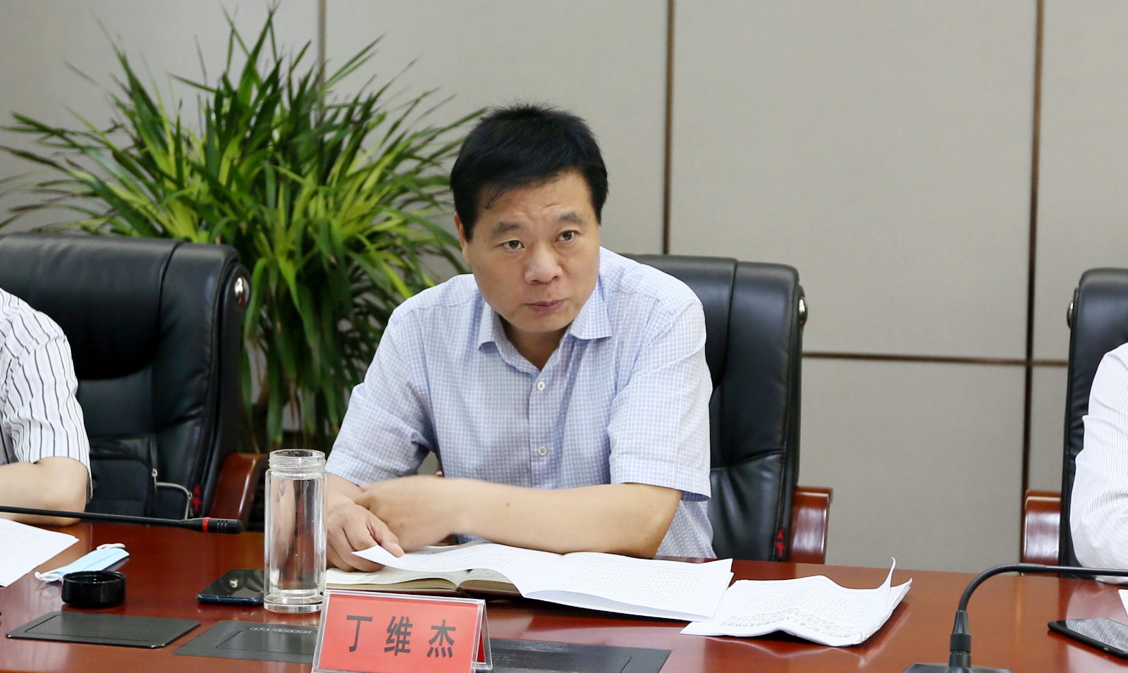 1715172135928 市總工會領(lǐng)導(dǎo)調(diào)研集團(tuán)產(chǎn)改工作2