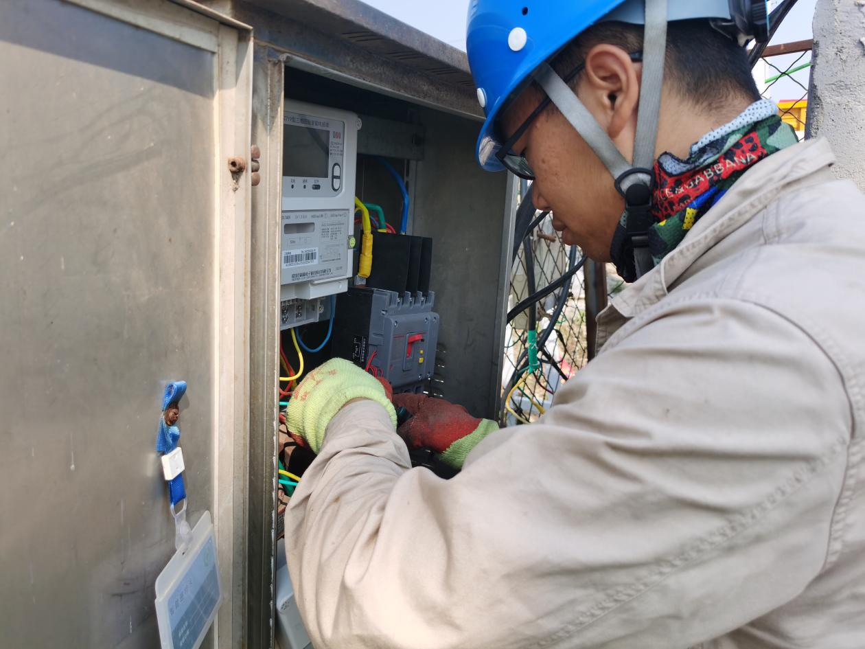 1687743059915025697.png 徐南供電所加快推進轄區(qū)戶表改造工作.png